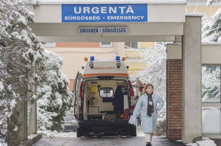 Hárman kíséreltek meg öngyilkosságot